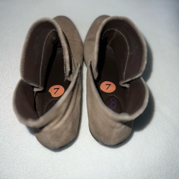 Metoo Size 7 Tan Suede Ankle Booties - Picture 8 of 11